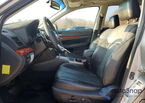 2011 Subaru Outback 2.5I Limited из США, поврежденный, VIN 4S4BRBLC7B3319571